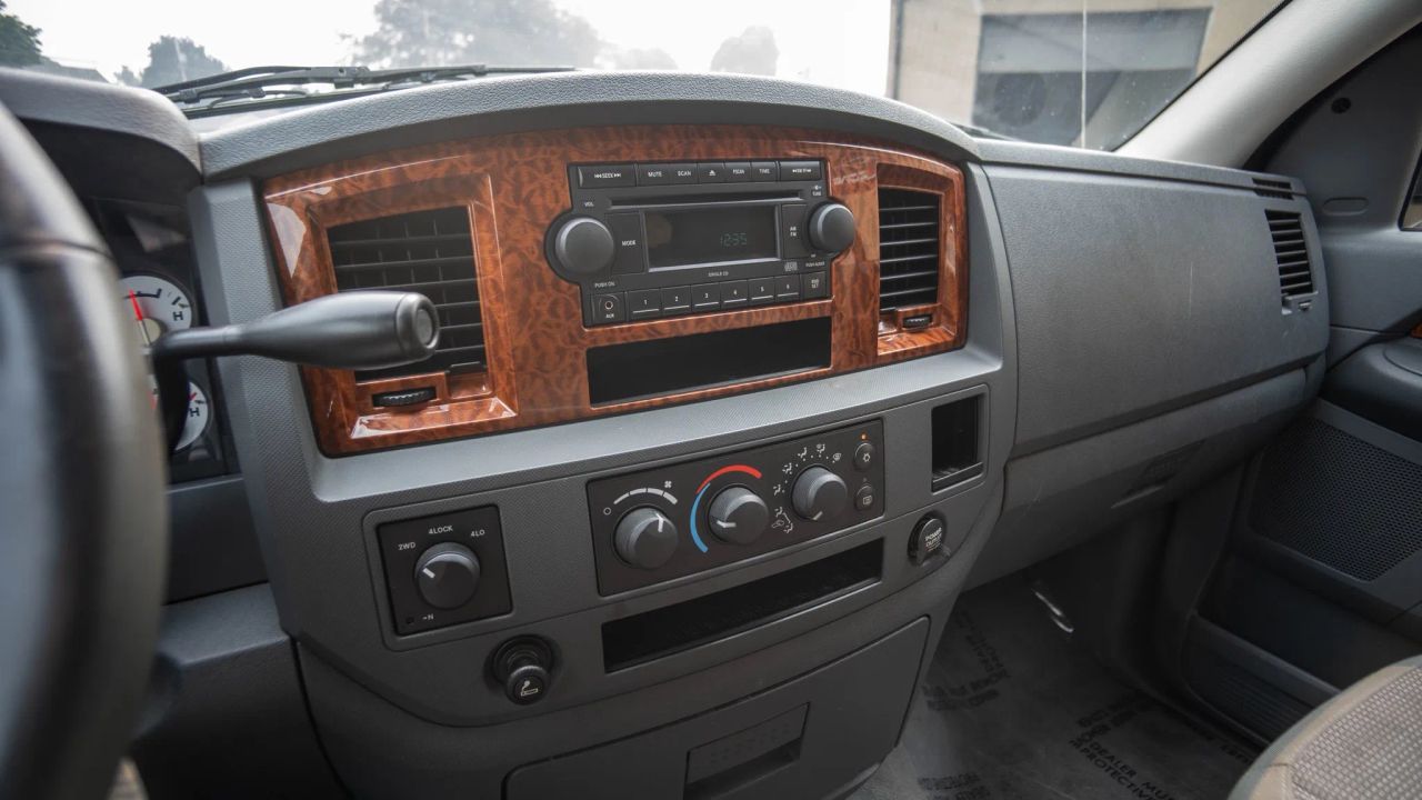dodge ram 1500 pickup 2006 1D7HU18266S707139 image dodge ram 1500 pickup 2006 1D7HU18266S707139 image